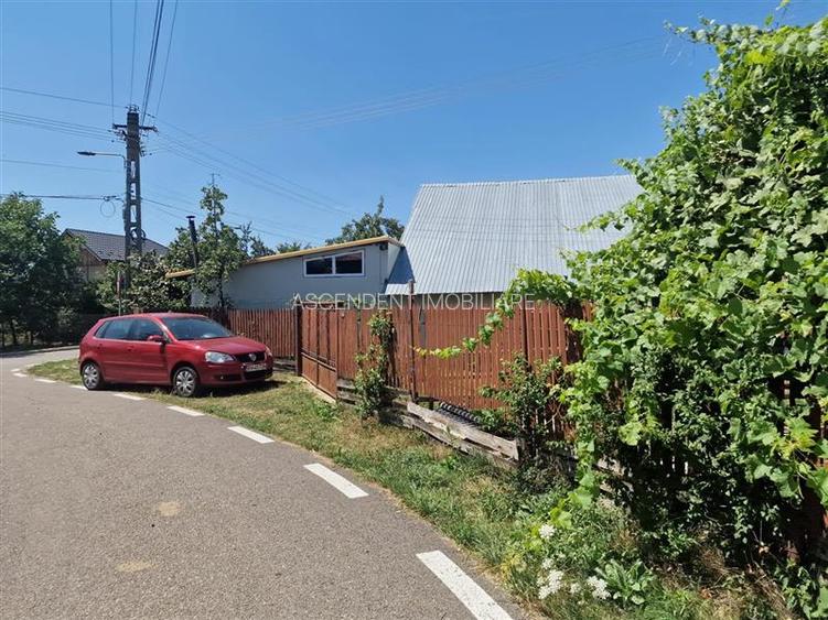 Casa traditionala, cu 2.000mp teren roditor, Izvoarele, Prahova - 5