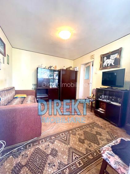 Apartament 3 camere de vanzare, Bulevardul Decebal - Liceul Liviu Rebreanu - 2