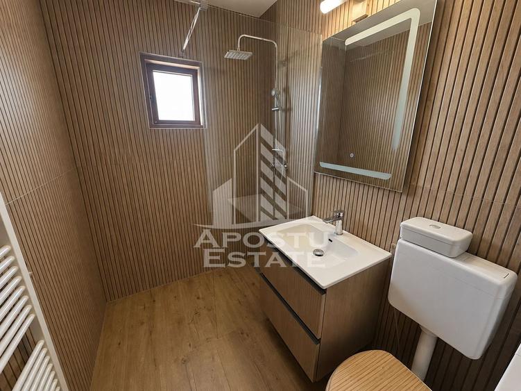 Apartament de vanzare cu 2 camere, semidecomandat, zona Soarelui