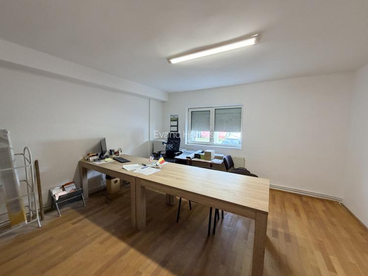 Spatiu ideal birou 3 camere Timisoara Chisodei - Comision 0% - 3