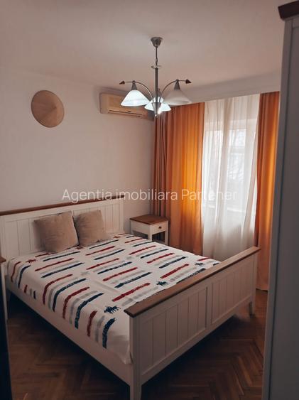 3 camere EREMIA , Decomandat / RENOVAT , mobilat / utilat ! - 9