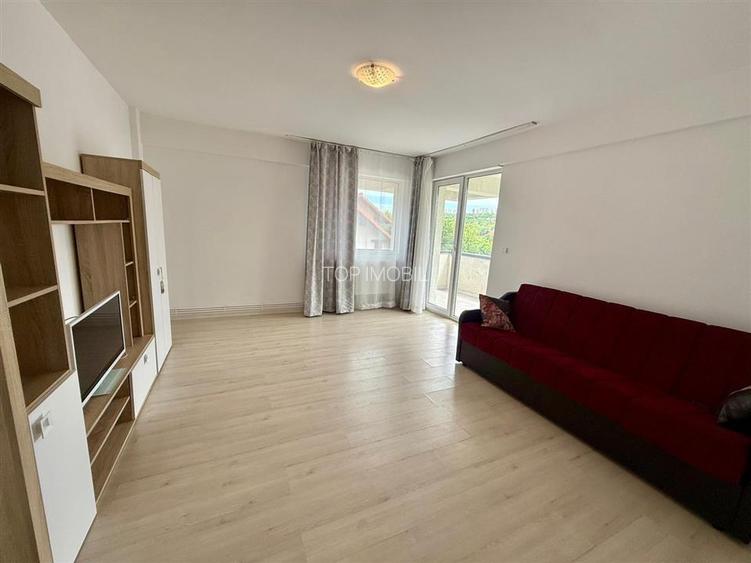 Apartament cu 2 camere decomandat, etajul 1, loc de parcare - Rediu - 2