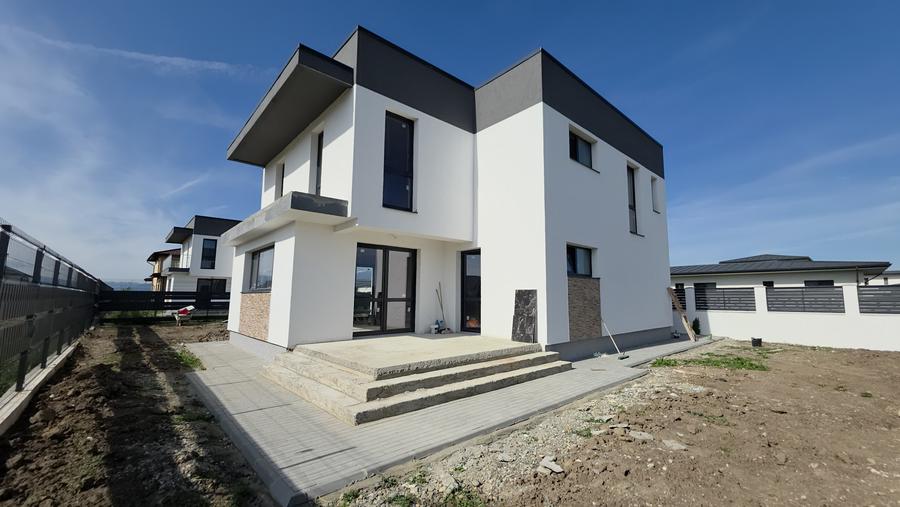 Casă modernă P+E 145mp, teren 500mp, Cristian