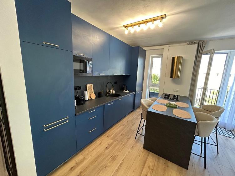 Apartament 3 camere, 2 bai , terasa, 2 locuri parcare subteran + boxa