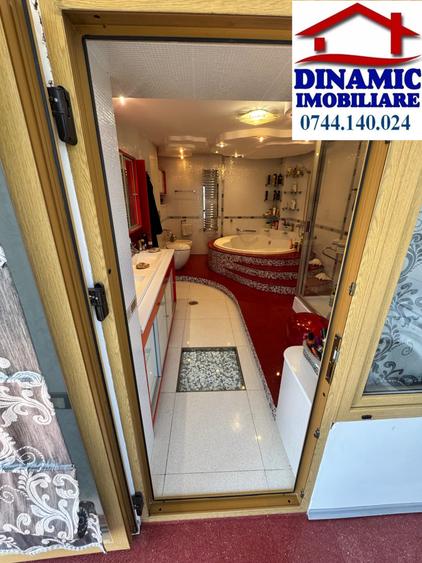 Apartament de Lux cu Vedere Panoramica Ultracentral, Piatra-Neamt, Euroconfort,