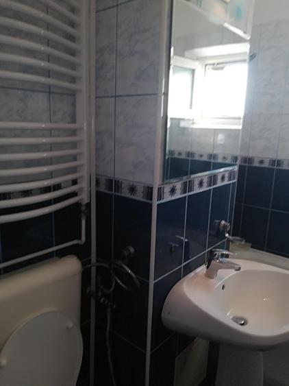 SCHIMB apartament 4 camere in Nadlac cu CASA sau SPAȚIU COMERCIAL in Nadlac