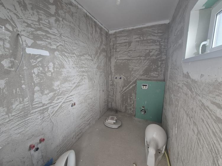 Apartament penthouse 4 camere, teresa 61 mp, Arad, comision 0