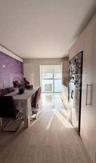 Apartament 5 camere, 98 mp, etaj intermediar, zona George Enescu