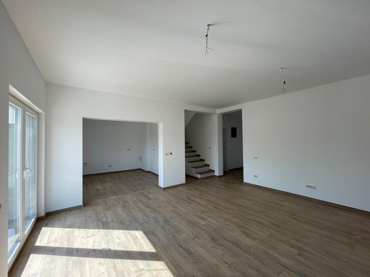 Duplex Premium 4 dormitoare 2 bai | 118 MP | Ghiroda