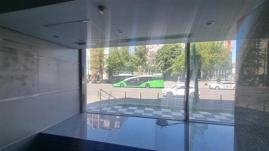 Spatiu comercial versatil in Centrul Civic - 5