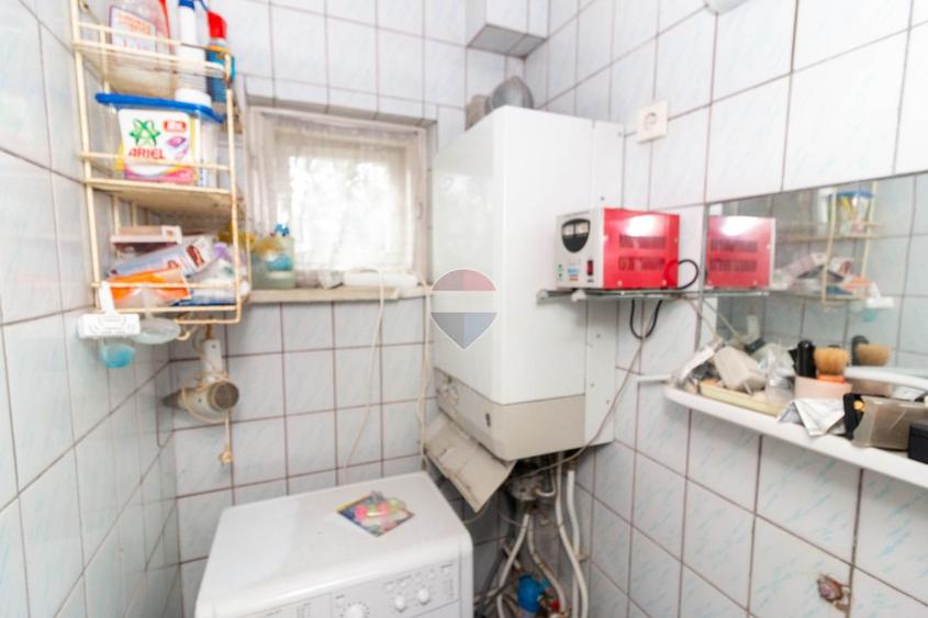 Vila cu 7 camere de vanzare in zona Centrala Aleea Grivitei Roman