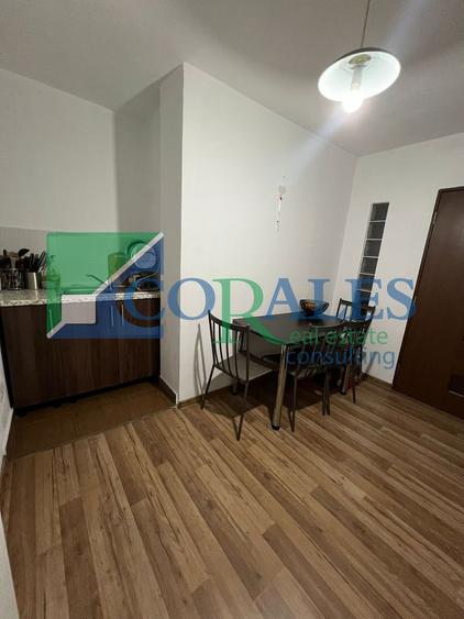 Zona Lipovei - 3 camere. La etajul 2, bloc izolat !