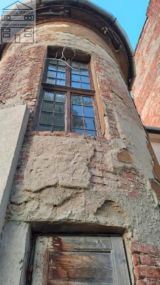 Apartament semi decomandat ultracentral in localitatea Oradea