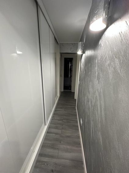 Apartament 3 camere de vanzare Dacia