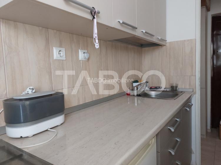 Garsoniera decomandata 26 mp etaj 2 geam la baie Str Frunzei Sibiu - 15