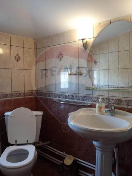 Clădire birouri /Sediu firmă de vânzare - Piața Centrală Galați