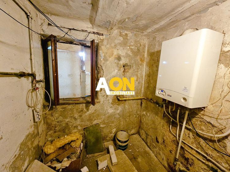 Casa 3 camere, 489 mp teren, acces la 2 strazi, zona ultracentrala
