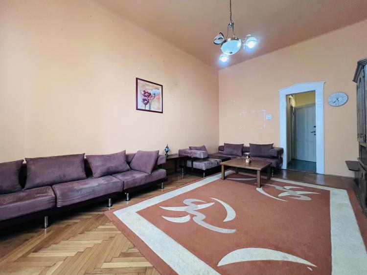 Apartament cu 2 camere, decomandat, 80mp, etaj 1 - Complex Studentesc