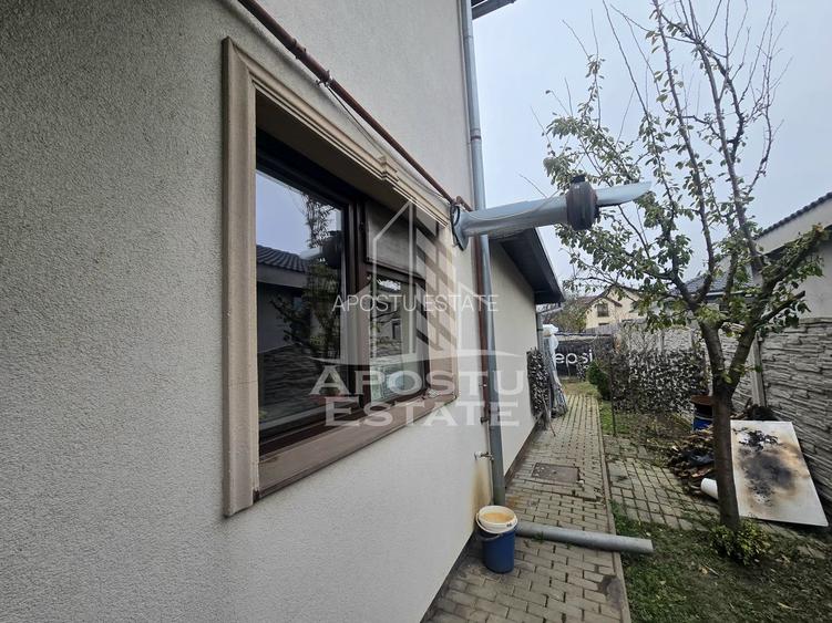 Casa individuala de vanzare si restaurant cu predare la cheie, Sag, COMISION 0 - 36