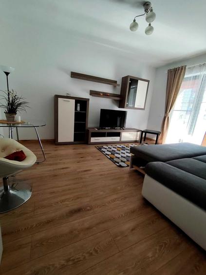 APARTAMENT DE INCHIRIAT