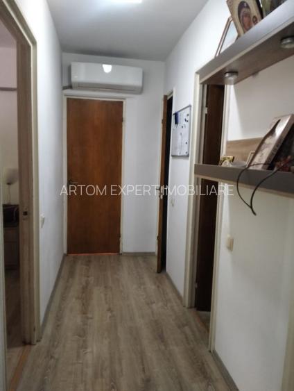 Apartament  de inchiriat 2 camere  langa metrou  1 Decembrie 1918 - 24