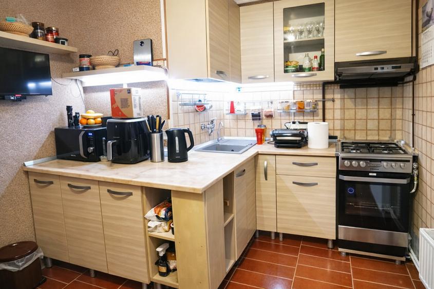 🙋Cora Bratianu 🔸 3 Camere 77m² Mobilat Utilat Izolat Centrala pe Gaze Rulouri