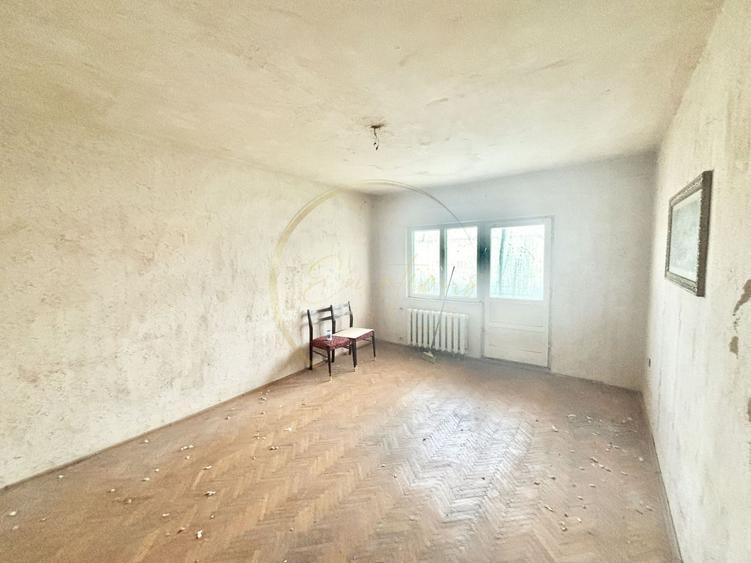 OCAZIE | Apartament 2 camere decomandat | NECESITA RENOVARE COMPLETA