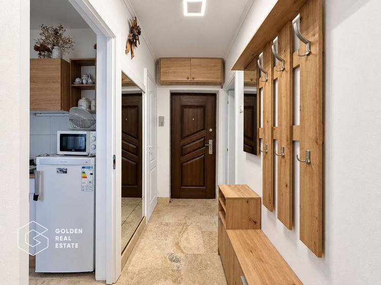 Apartament 3 camere, etaj 2, Piata Mica