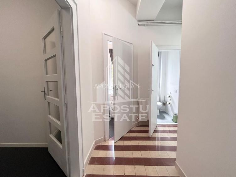 4 camere ultracentral, 132 mp + 2 terase complet renovat in Timisoara - 14