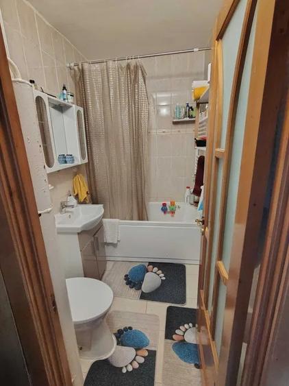 Apartament cu 2 camere, zona Canta