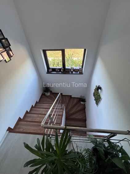  Casa la curte tip duplex - 9
