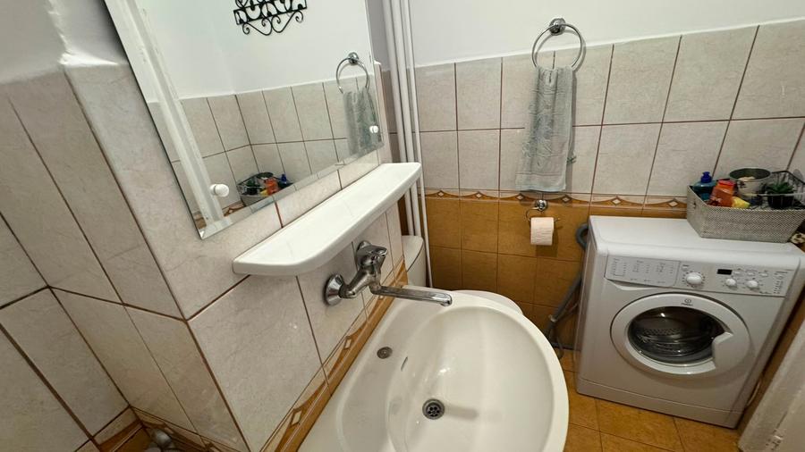 Garsonieră de închiriat str. Gheorghe Costaforu
