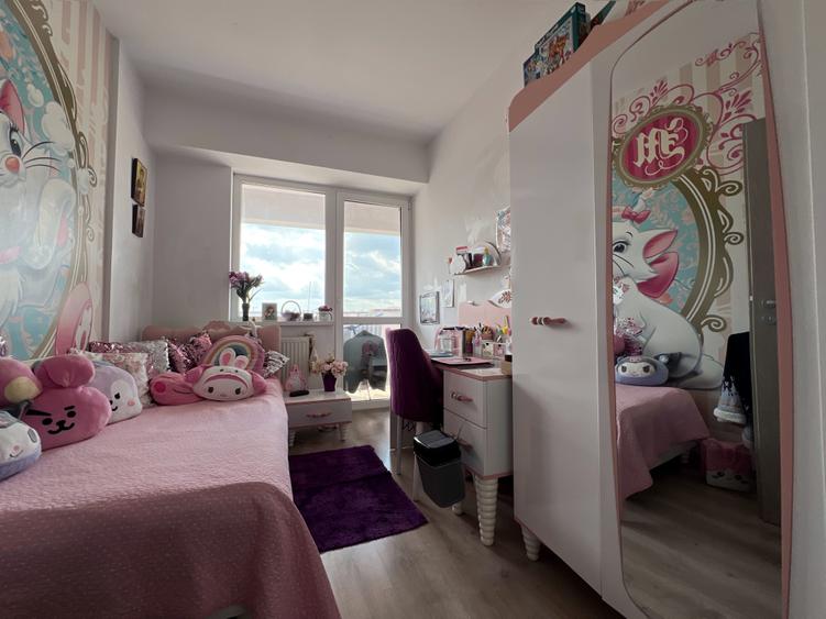 Apartament 3 camere | 65 mp utili + balcon 8 mp + terasa 6 mp | Etaj 8/9 | Mobil