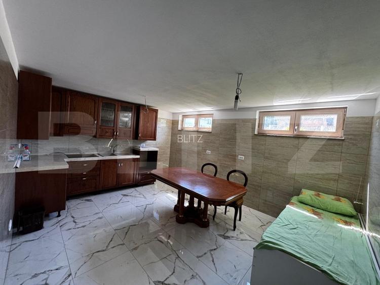 Casă individuală, de vanzare, cu 4 camere,  250 mp utili, zona Micesti - 10