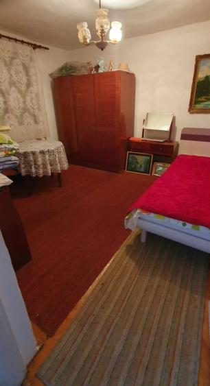Casă 3 camere, garaj și teren - Rm. Vâlcea