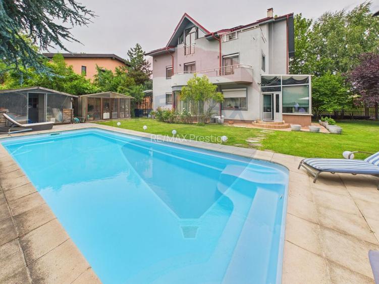 Casă / Vilă cu 7 camere de vânzare în zona Prelungirea Ghencea - 32