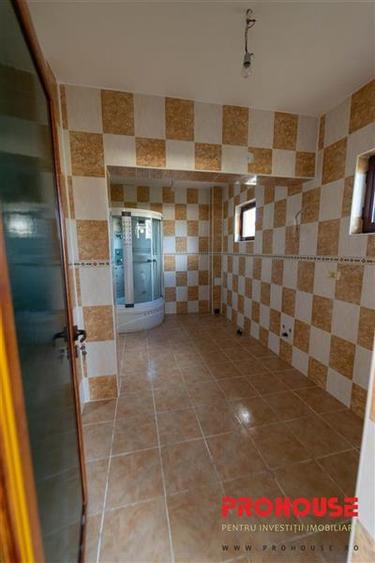 Vila de tip duplex - P+M - Margineni