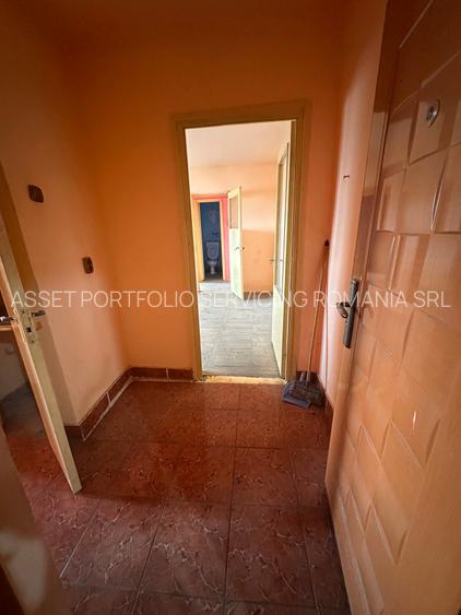 APARTAMENT 3 CAMERE - ROSIORII DE VEDE - - 3