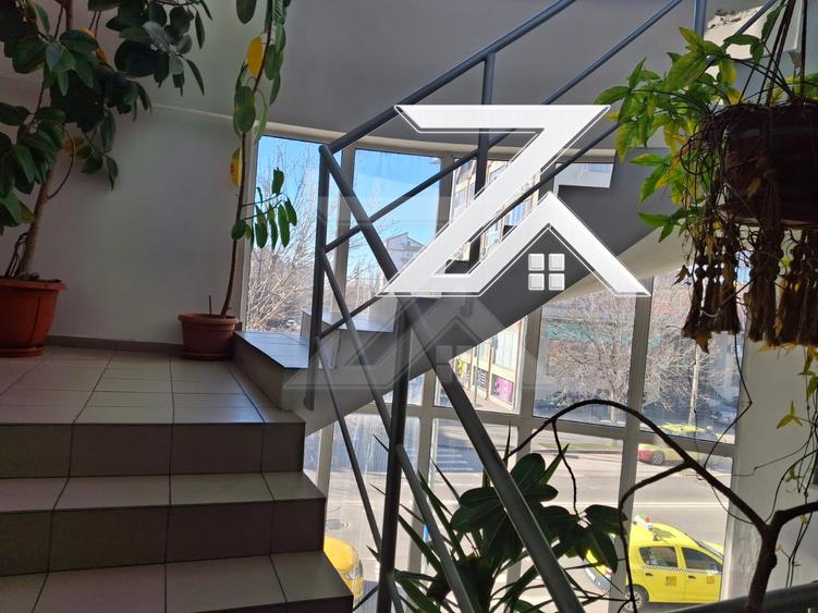 Închiriez spațiu comercial – Calea Severinului, P+2
