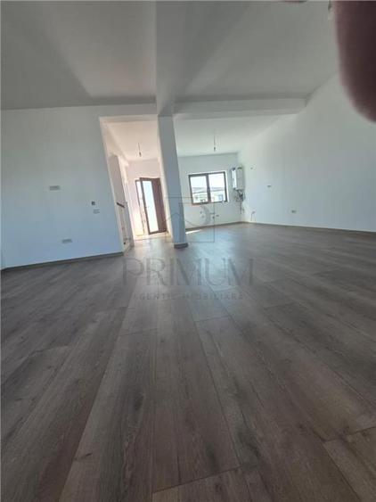 DUPLEX P+1+POD - MOSNITA VECHE - LA CHEIE