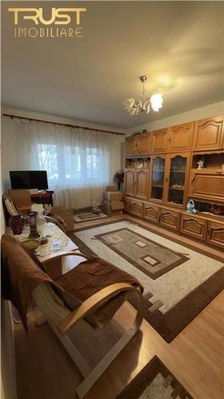 3 Camere I Plopilor I 2 Bai I Balcon Inchis