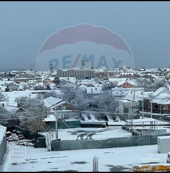 Apartament  de vanzare - 4