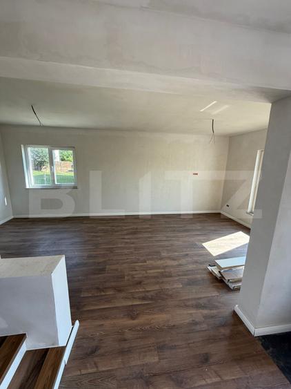 Casa cu etaj, 120 mp utili, 400 mp teren, Moara - Suceava