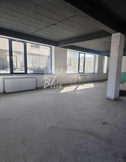 Clădire modernă cu regim D+P+3, situată în zona Faleza Nord