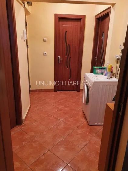 Apartament 3 camere complet renovat zona unități militare Sud - 6