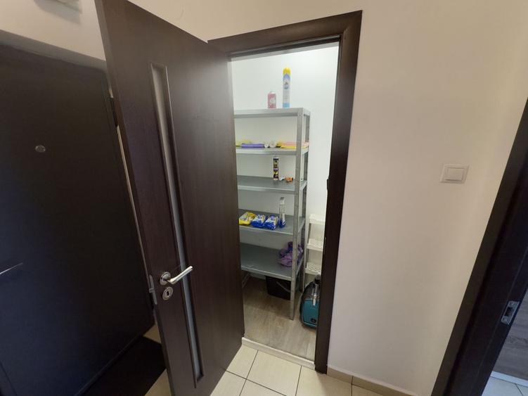 Apartament 3 camere Renovat | Anvelopat | 2 Balcoane Inchise Stradal Comision 0