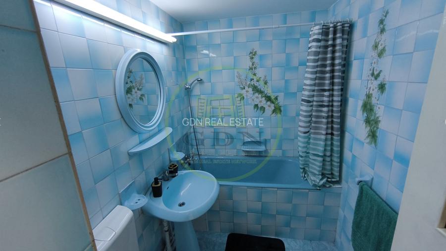 Închiriere apartament cu 3 camere, decomandat, mobilat-utilat, Decebal - 10
