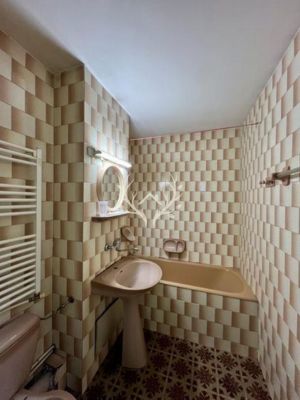 Apartament cu 3 camere, pregatit pentru renovare in Zorilor