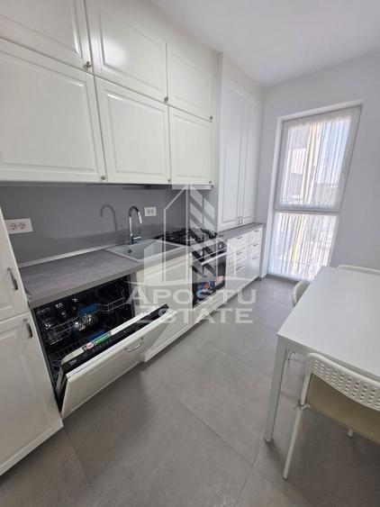 Apartament cu 2 camere, de inchiriat zona Lipovei