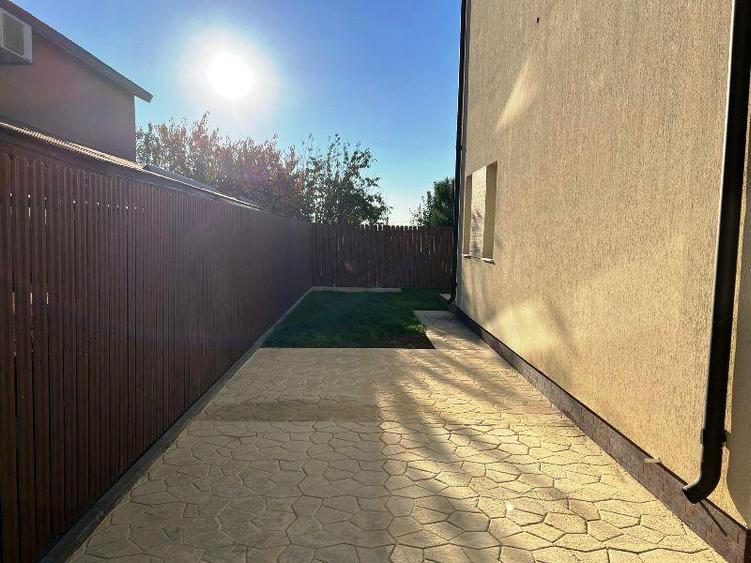 Vanzare Casa individuala - Vila - Prelungirea Ghencea - Margelelor - STB -215000